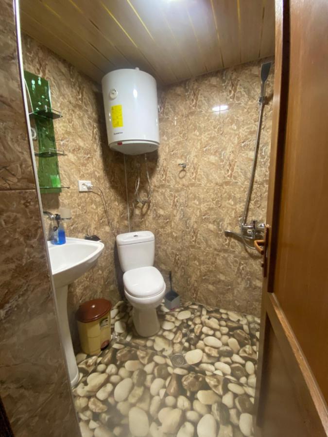 Eliso'S Guesthouse Mestia Bagian luar foto