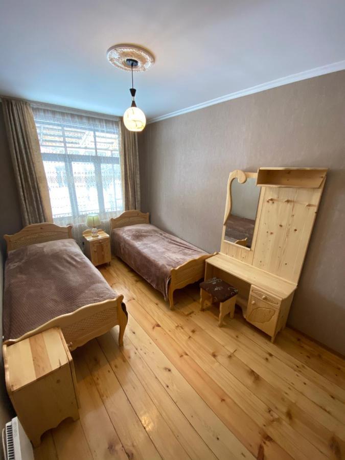 Eliso'S Guesthouse Mestia Bagian luar foto